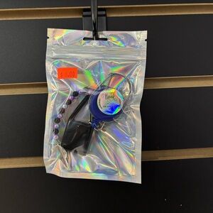 Lighter leash with clip